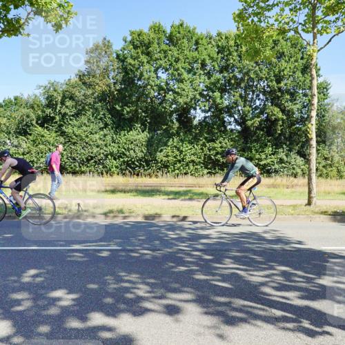 09.08.2026 - GEWOBA Citytriathlon Bremen Michael Burmester http://msf.ph/oto/9959206 09.08.2026 12:16:33 Radfahren 545, 580, 638, 648, 775, 777, 804, 846, 918, 1013, 1138 meine-sportfotos.de