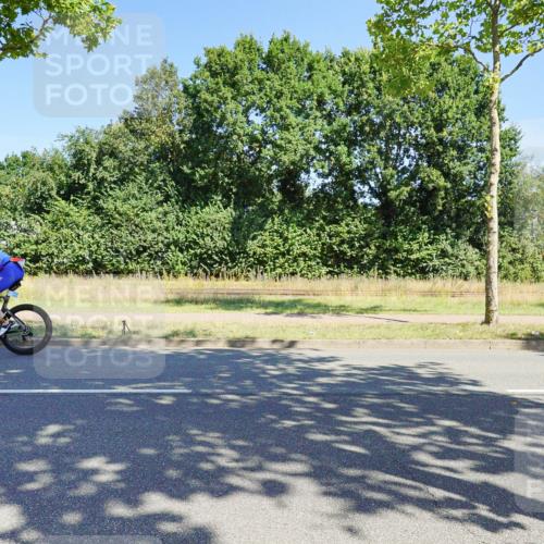 09.08.2026 - GEWOBA Citytriathlon Bremen Michael Burmester http://msf.ph/oto/9959216 09.08.2026 12:16:50 Radfahren 555, 673, 846, 895, 1130 meine-sportfotos.de
