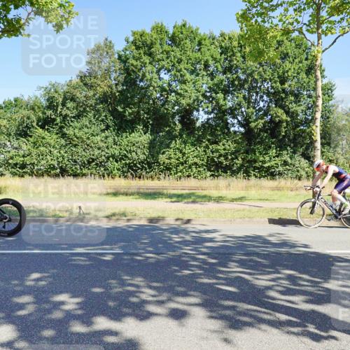 09.08.2026 - GEWOBA Citytriathlon Bremen Michael Burmester http://msf.ph/oto/9959226 09.08.2026 12:17:10 Radfahren 552, 600, 627, 932, 1143, 1158 meine-sportfotos.de