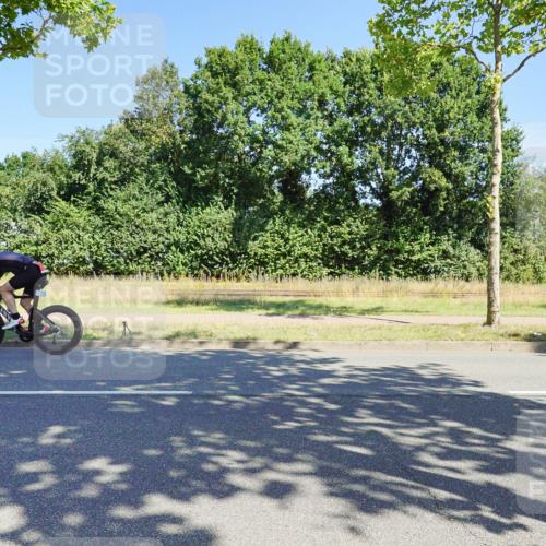 09.08.2026 - GEWOBA Citytriathlon Bremen Michael Burmester http://msf.ph/oto/9959239 09.08.2026 12:17:28 Radfahren 565, 598, 600, 650, 653, 758, 778, 784, 807 meine-sportfotos.de
