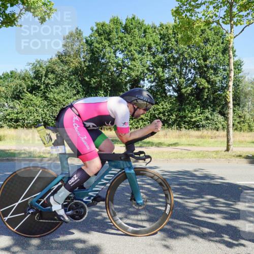 09.08.2026 - GEWOBA Citytriathlon Bremen Michael Burmester http://msf.ph/oto/9959241 09.08.2026 12:17:31 Radfahren 565, 579, 598, 609, 650, 653, 758, 778, 784, 807 meine-sportfotos.de