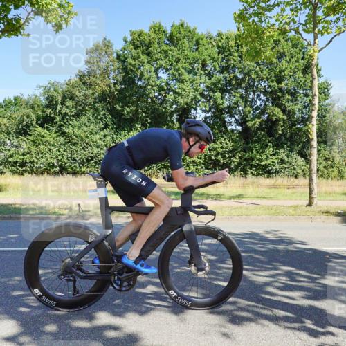 09.08.2026 - GEWOBA Citytriathlon Bremen Michael Burmester http://msf.ph/oto/9959254 09.08.2026 12:17:55 Radfahren 672, 739, 769, 808, 869, 901, 981, 1118, 1126, 1147 meine-sportfotos.de
