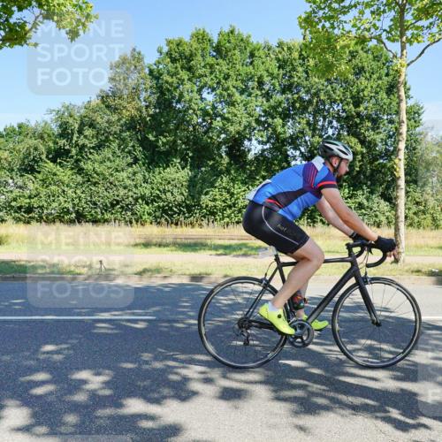 09.08.2026 - GEWOBA Citytriathlon Bremen Michael Burmester http://msf.ph/oto/9959259 09.08.2026 12:18:01 Radfahren 739, 769, 781, 808, 869, 901, 981, 1118, 1126, 1146 meine-sportfotos.de