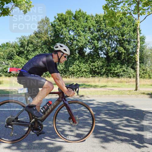 09.08.2026 - GEWOBA Citytriathlon Bremen Michael Burmester http://msf.ph/oto/9959260 09.08.2026 12:18:02 Radfahren 739, 769, 781, 808, 869, 901, 981, 1118, 1146 meine-sportfotos.de