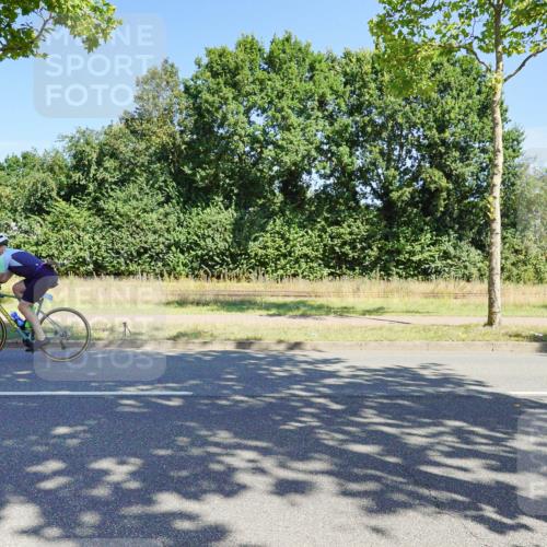 09.08.2026 - GEWOBA Citytriathlon Bremen Michael Burmester http://msf.ph/oto/9959263 09.08.2026 12:18:11 Radfahren 739, 781, 826, 869, 1118, 1146 meine-sportfotos.de