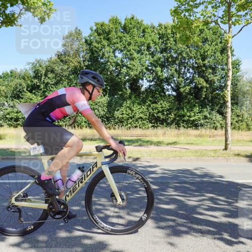 09.08.2026 - GEWOBA Citytriathlon Bremen Michael Burmester http://msf.ph/oto/9959271 09.08.2026 12:18:25 Radfahren 814, 826, 872, 970, 1003 meine-sportfotos.de