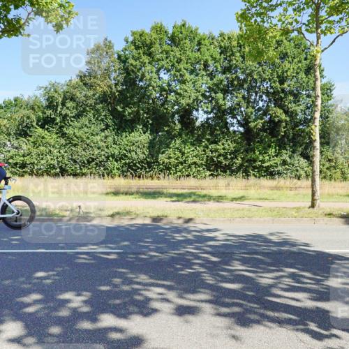 09.08.2026 - GEWOBA Citytriathlon Bremen Michael Burmester http://msf.ph/oto/9959272 09.08.2026 12:18:29 Radfahren 814, 826, 864, 872, 970, 1003 meine-sportfotos.de