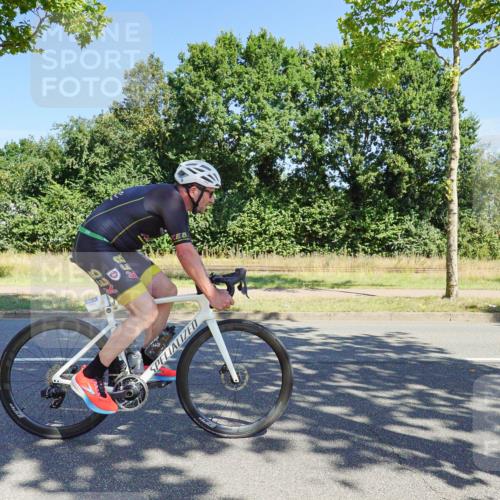 09.08.2026 - GEWOBA Citytriathlon Bremen Michael Burmester http://msf.ph/oto/9959276 09.08.2026 12:18:33 Radfahren 756, 814, 864, 872, 970, 1003, 1119 meine-sportfotos.de