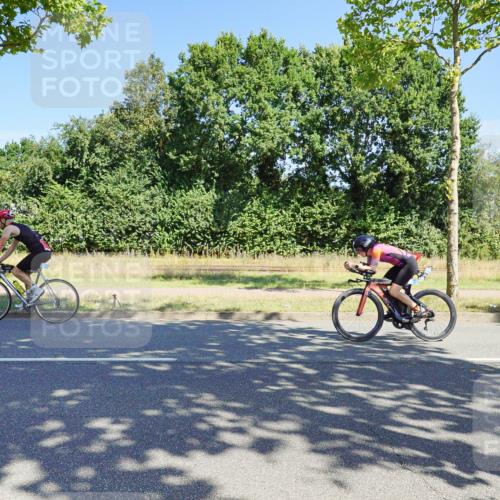 09.08.2026 - GEWOBA Citytriathlon Bremen Michael Burmester http://msf.ph/oto/9959285 09.08.2026 12:18:57 Radfahren 744 meine-sportfotos.de