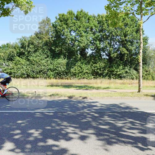 09.08.2026 - GEWOBA Citytriathlon Bremen Michael Burmester http://msf.ph/oto/9959298 09.08.2026 12:19:20 Radfahren 557, 569, 603, 624, 727, 749, 839, 861, 886, 938, 1145, 1160 meine-sportfotos.de