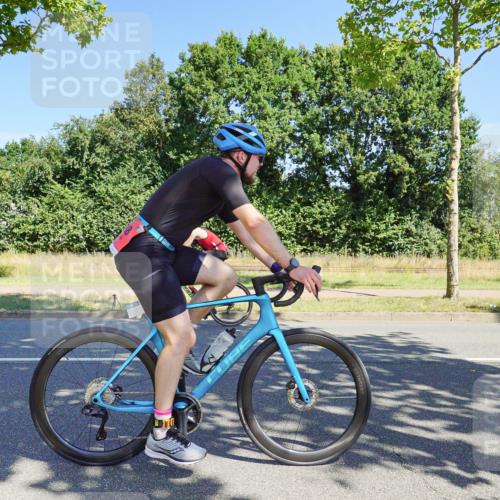 09.08.2026 - GEWOBA Citytriathlon Bremen Michael Burmester http://msf.ph/oto/9959314 09.08.2026 12:19:35 Radfahren 568, 603, 748, 812, 820, 839, 861, 938, 987, 1142, 1145, 1160 meine-sportfotos.de