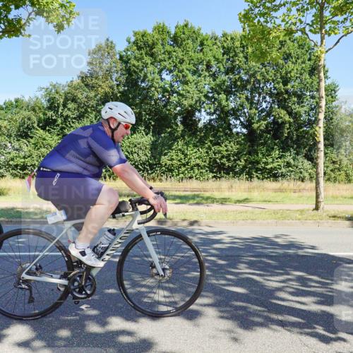 09.08.2026 - GEWOBA Citytriathlon Bremen Michael Burmester http://msf.ph/oto/9959323 09.08.2026 12:20:01 Radfahren 595, 625, 757, 788, 798, 817, 838, 923, 935, 1017, 1129 meine-sportfotos.de