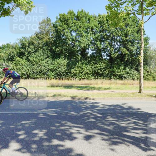 09.08.2026 - GEWOBA Citytriathlon Bremen Michael Burmester http://msf.ph/oto/9959386 09.08.2026 12:21:25 Radfahren 596, 731, 737, 902, 1115, 1132 meine-sportfotos.de