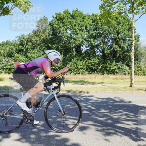 09.08.2026 - GEWOBA Citytriathlon Bremen Michael Burmester http://msf.ph/oto/9959388 09.08.2026 12:21:31 Radfahren 596, 667, 731, 737, 902, 1111 meine-sportfotos.de