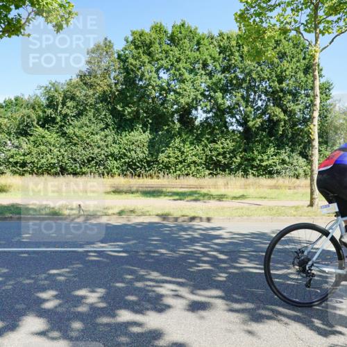 09.08.2026 - GEWOBA Citytriathlon Bremen Michael Burmester http://msf.ph/oto/9959397 09.08.2026 12:21:50 Radfahren 604, 626, 759, 768, 796, 834, 876, 885, 998, 1111, 1156 meine-sportfotos.de