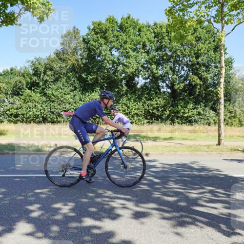 09.08.2026 - GEWOBA Citytriathlon Bremen Michael Burmester http://msf.ph/oto/9959401 09.08.2026 12:21:52 Radfahren 604, 626, 759, 768, 796, 834, 876, 885, 953, 998, 1102, 1114, 1156 meine-sportfotos.de
