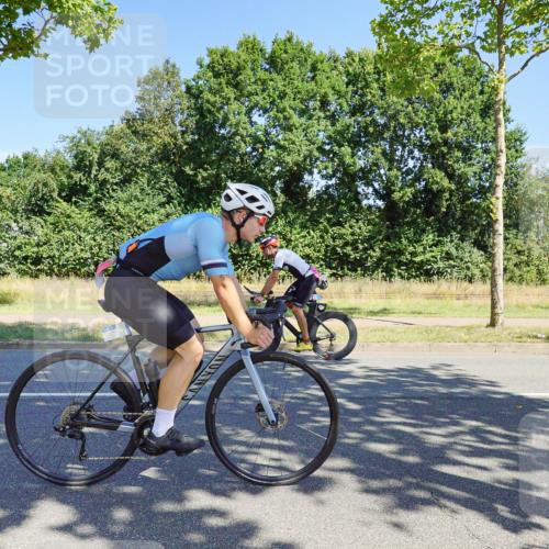 09.08.2026 - GEWOBA Citytriathlon Bremen Michael Burmester http://msf.ph/oto/9959410 09.08.2026 12:22:05 Radfahren 541, 559, 571, 604, 623, 687, 695, 896, 953, 954, 1102, 1114, 1139, 1154 meine-sportfotos.de