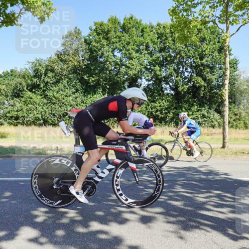 09.08.2026 - GEWOBA Citytriathlon Bremen Michael Burmester http://msf.ph/oto/9959483 09.08.2026 12:23:40 Radfahren 651, 701, 705, 707, 890, 1107 meine-sportfotos.de