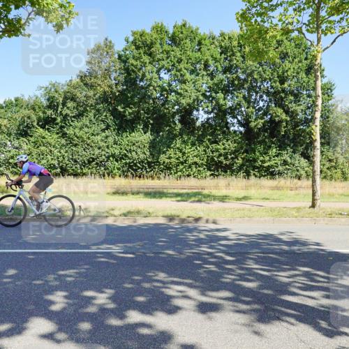 09.08.2026 - GEWOBA Citytriathlon Bremen Michael Burmester http://msf.ph/oto/9959491 09.08.2026 12:23:52 Radfahren 570, 585, 705, 761, 890, 1107, 1124, 1159 meine-sportfotos.de