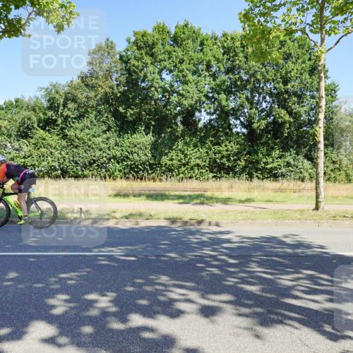 09.08.2026 - GEWOBA Citytriathlon Bremen Michael Burmester http://msf.ph/oto/9959502 09.08.2026 12:24:07 Radfahren 570, 585, 761, 887, 891, 1105, 1124, 1159 meine-sportfotos.de