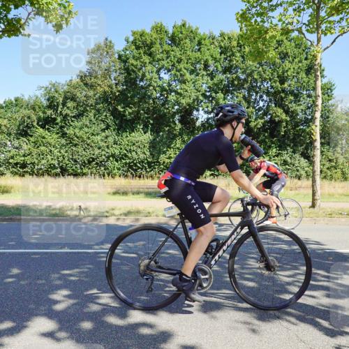 09.08.2026 - GEWOBA Citytriathlon Bremen Michael Burmester http://msf.ph/oto/9959542 09.08.2026 12:25:03 Radfahren 548, 602, 711, 785, 858, 899, 974, 991, 1104, 1140 meine-sportfotos.de