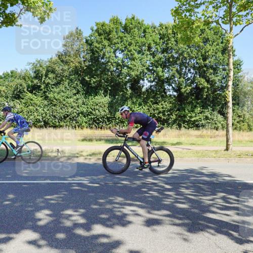 09.08.2026 - GEWOBA Citytriathlon Bremen Michael Burmester http://msf.ph/oto/9959545 09.08.2026 12:25:04 Radfahren 548, 602, 711, 785, 858, 859, 899, 974, 991, 1104, 1140 meine-sportfotos.de