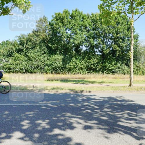 09.08.2026 - GEWOBA Citytriathlon Bremen Michael Burmester http://msf.ph/oto/9959551 09.08.2026 12:25:13 Radfahren 548, 602, 858, 859, 899, 1140 meine-sportfotos.de