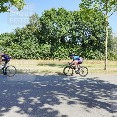 09.08.2026 - GEWOBA Citytriathlon Bremen Michael Burmester http://msf.ph/oto/9959556 09.08.2026 12:25:21 Radfahren 558, 774, 858, 859, 899, 936, 1010, 1106, 1121 meine-sportfotos.de