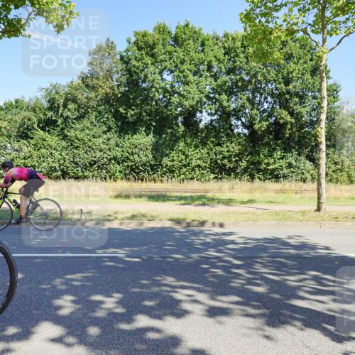 09.08.2026 - GEWOBA Citytriathlon Bremen Michael Burmester http://msf.ph/oto/9959561 09.08.2026 12:25:29 Radfahren 558, 649, 774, 936, 982, 1010, 1106, 1121, 1122 meine-sportfotos.de