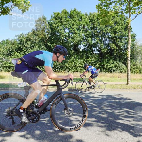 09.08.2026 - GEWOBA Citytriathlon Bremen Michael Burmester http://msf.ph/oto/9959564 09.08.2026 12:25:31 Radfahren 558, 649, 743, 774, 936, 982, 1010, 1106, 1121, 1122 meine-sportfotos.de