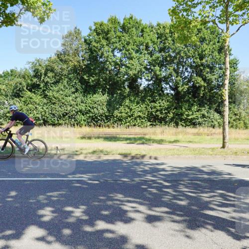 09.08.2026 - GEWOBA Citytriathlon Bremen Michael Burmester http://msf.ph/oto/9959569 09.08.2026 12:25:37 Radfahren 558, 649, 702, 743, 774, 789, 810, 848, 936, 982, 1010, 1122, 1125 meine-sportfotos.de