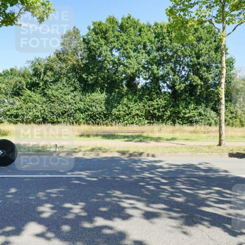 09.08.2026 - GEWOBA Citytriathlon Bremen Michael Burmester http://msf.ph/oto/9959570 09.08.2026 12:25:38 Radfahren 558, 649, 702, 718, 743, 774, 779, 789, 810, 848, 936, 982, 1010, 1122, 1125 meine-sportfotos.de