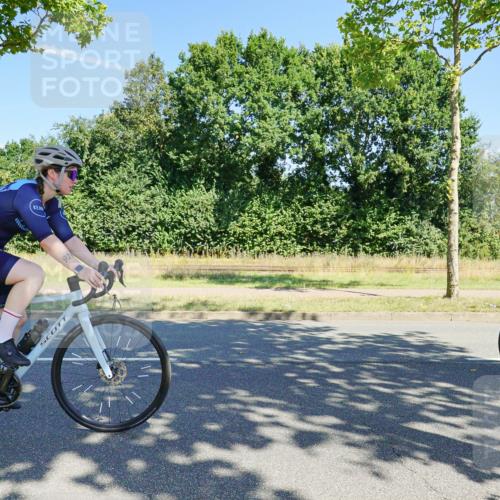 09.08.2026 - GEWOBA Citytriathlon Bremen Michael Burmester http://msf.ph/oto/9959579 09.08.2026 12:25:52 Radfahren 578, 614, 635, 702, 718, 738, 779, 789, 797, 810, 848, 853, 913, 927, 942, 944, 1125 meine-sportfotos.de