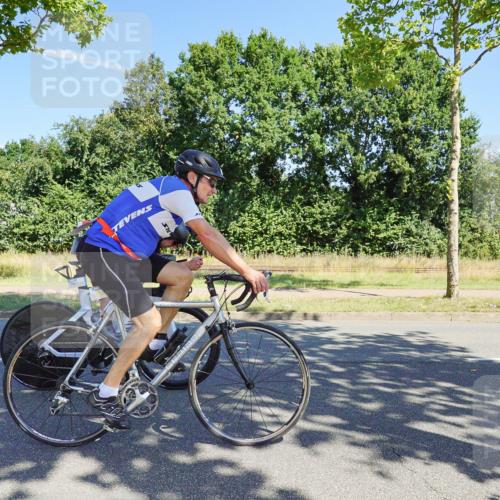 09.08.2026 - GEWOBA Citytriathlon Bremen Michael Burmester http://msf.ph/oto/9959597 09.08.2026 12:26:19 Radfahren 621, 674, 740, 766, 842, 908, 957, 997, 1127 meine-sportfotos.de