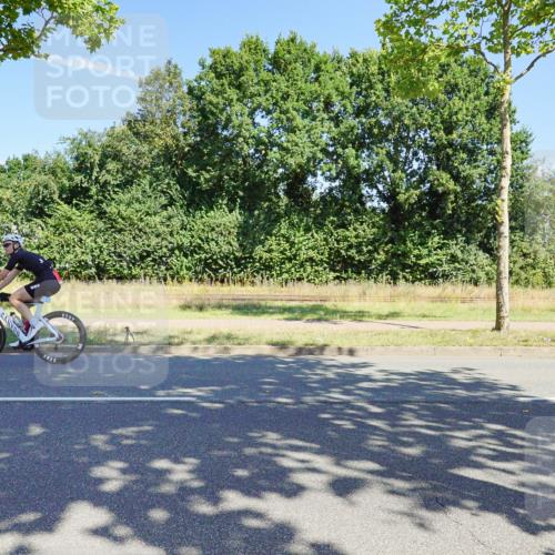 09.08.2026 - GEWOBA Citytriathlon Bremen Michael Burmester http://msf.ph/oto/9959607 09.08.2026 12:26:39 Radfahren 629, 654, 674, 767, 830, 922, 985, 1014, 1131, 1153 meine-sportfotos.de