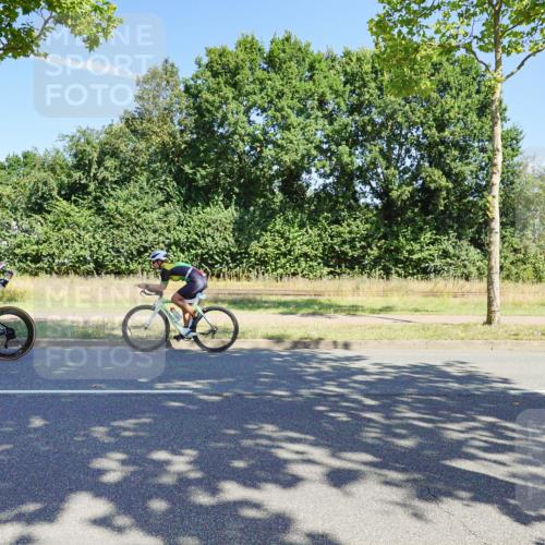 09.08.2026 - GEWOBA Citytriathlon Bremen Michael Burmester http://msf.ph/oto/9959625 09.08.2026 12:27:02 Radfahren 588, 607, 633, 813, 822, 856, 958, 1001, 1103 meine-sportfotos.de