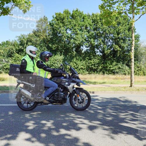 09.08.2026 - GEWOBA Citytriathlon Bremen Michael Burmester http://msf.ph/oto/9959637 09.08.2026 12:27:25 Radfahren 587, 597, 630, 669, 712, 732, 881 meine-sportfotos.de