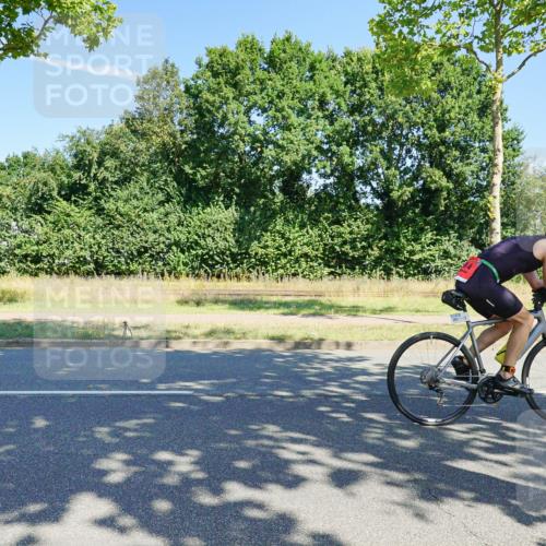 09.08.2026 - GEWOBA Citytriathlon Bremen Michael Burmester http://msf.ph/oto/9959643 09.08.2026 12:27:32 Radfahren 587, 597, 630, 669, 712, 714, 729, 732, 854, 881, 904 meine-sportfotos.de