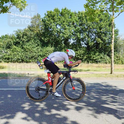 09.08.2026 - GEWOBA Citytriathlon Bremen Michael Burmester http://msf.ph/oto/9959649 09.08.2026 12:27:44 Radfahren 669, 684, 714, 729, 801, 828, 831, 854, 904, 1157 meine-sportfotos.de