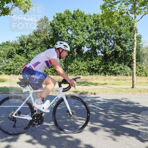 09.08.2026 - GEWOBA Citytriathlon Bremen Michael Burmester http://msf.ph/oto/9959651 09.08.2026 12:27:45 Radfahren 684, 714, 729, 801, 828, 831, 854, 904, 1157 meine-sportfotos.de