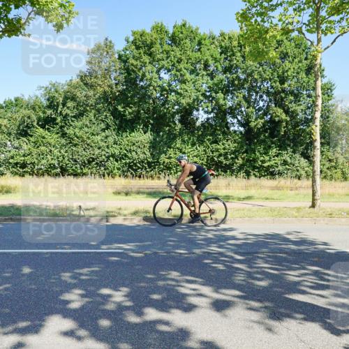 09.08.2026 - GEWOBA Citytriathlon Bremen Michael Burmester http://msf.ph/oto/9959653 09.08.2026 12:27:47 Radfahren 684, 729, 801, 828, 831, 854, 904, 1157 meine-sportfotos.de