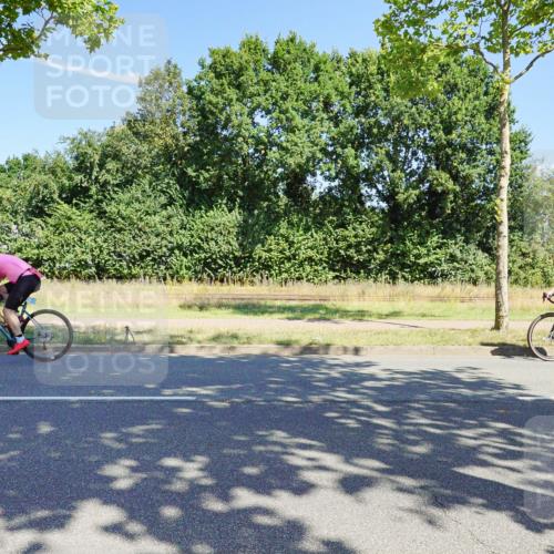 09.08.2026 - GEWOBA Citytriathlon Bremen Michael Burmester http://msf.ph/oto/9959673 09.08.2026 12:28:16 Radfahren 549, 631, 661, 666, 676, 690, 862, 951, 1002, 1148 meine-sportfotos.de