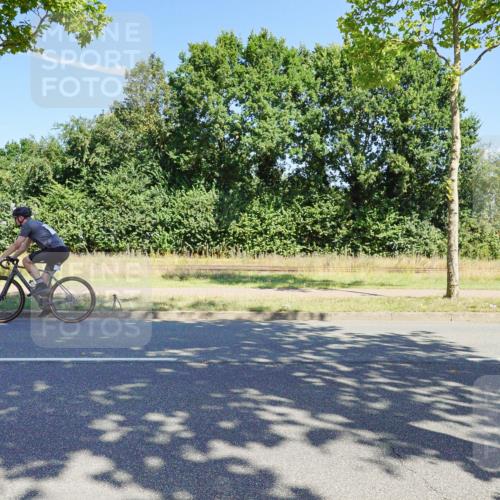 09.08.2026 - GEWOBA Citytriathlon Bremen Michael Burmester http://msf.ph/oto/9959674 09.08.2026 12:28:17 Radfahren 549, 631, 661, 666, 676, 690, 862, 951, 1002, 1148 meine-sportfotos.de