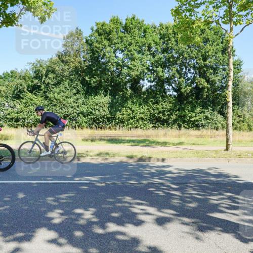 09.08.2026 - GEWOBA Citytriathlon Bremen Michael Burmester http://msf.ph/oto/9959681 09.08.2026 12:28:26 Radfahren 549, 610, 631, 661, 676, 698, 862, 951, 1148 meine-sportfotos.de