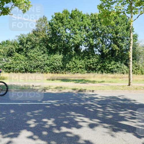 09.08.2026 - GEWOBA Citytriathlon Bremen Michael Burmester http://msf.ph/oto/9959683 09.08.2026 12:28:29 Radfahren 549, 610, 631, 661, 676, 698, 862, 1148 meine-sportfotos.de