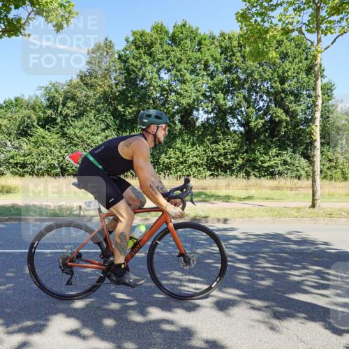 09.08.2026 - GEWOBA Citytriathlon Bremen Michael Burmester http://msf.ph/oto/9959686 09.08.2026 12:28:33 Radfahren 549, 610, 619, 631, 652, 676, 698, 719, 862 meine-sportfotos.de