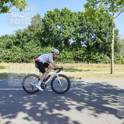 09.08.2026 - GEWOBA Citytriathlon Bremen Michael Burmester http://msf.ph/oto/9959699 09.08.2026 12:28:49 Radfahren 556, 619, 652, 658, 691, 703, 719, 764, 795, 843, 969 meine-sportfotos.de