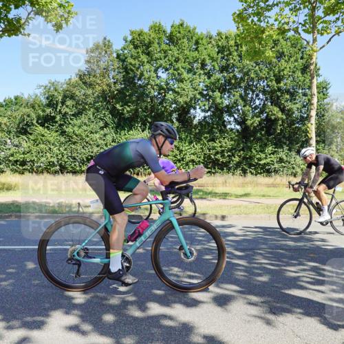 09.08.2026 - GEWOBA Citytriathlon Bremen Michael Burmester http://msf.ph/oto/9959712 09.08.2026 12:29:05 Radfahren 112, 540, 556, 563, 688, 692, 723, 764, 771, 843, 878, 1007, 1141 meine-sportfotos.de