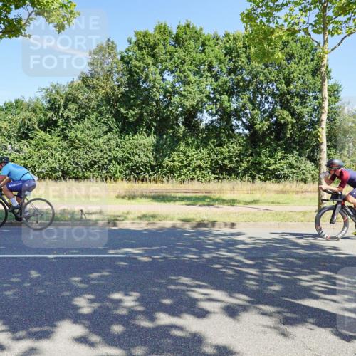 09.08.2026 - GEWOBA Citytriathlon Bremen Michael Burmester http://msf.ph/oto/9959734 09.08.2026 12:29:42 Radfahren 575, 618, 641, 642, 697, 825, 905, 999, 1011 meine-sportfotos.de