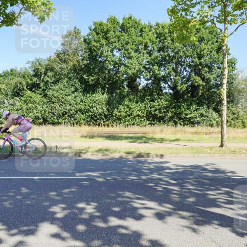 09.08.2026 - GEWOBA Citytriathlon Bremen Michael Burmester http://msf.ph/oto/9959743 09.08.2026 12:29:54 Radfahren 593, 616, 618, 641, 963, 964, 967, 1011, 1128 meine-sportfotos.de